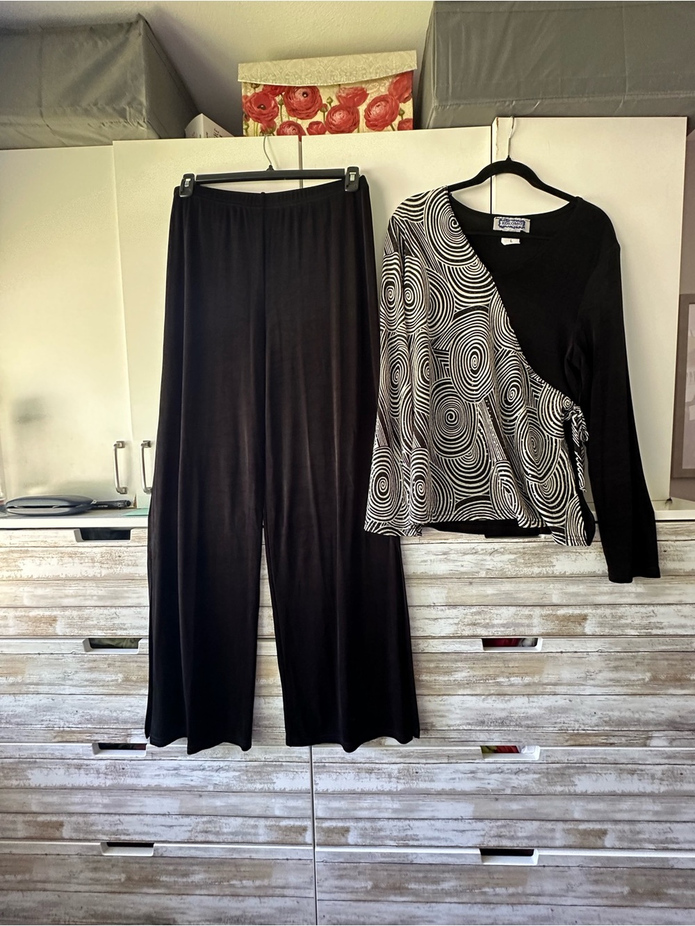 π€ Kokomo 2 Piece Faux Wrap Top & Wide Leg Pants Set Large USA